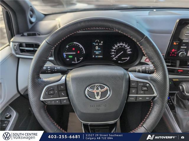2022 Toyota Sienna XSE 7-Passenger (Stk: SU7702) in Calgary - Image 13 of 24 2022 Toyota Sienna XSE 7-Passenger (Stk: SU7702) in Calgary - Image 13 of 24
