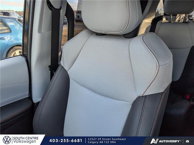 2022 Toyota Sienna XSE 7-Passenger (Stk: SU7702) in Calgary - Image 19 of 24 2022 Toyota Sienna XSE 7-Passenger (Stk: SU7702) in Calgary - Image 19 of 24