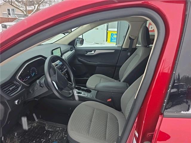 2020 Ford Escape SE (Stk: ZESCAPE) in Sudbury - Image 11 of 18