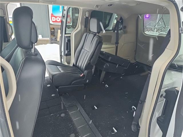 2017 Dodge Grand Caravan Crew (Stk: ZCARAVAN) in Sudbury - Image 12 of 20