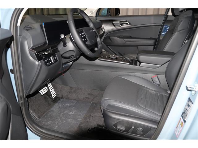 2026 Kia Sportage Hybrid SX w/Black Interior (Stk: 26882) in Edmonton - Image 11 of 31