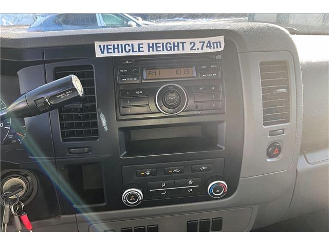 2014 Nissan NV Cargo NV2500 HD SV V6 (Stk: NI5640) in Cranbrook - Image 6 of 23