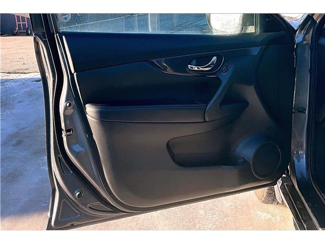 2020 Nissan Rogue S (Stk: 25RG0936A) in Cranbrook - Image 17 of 30