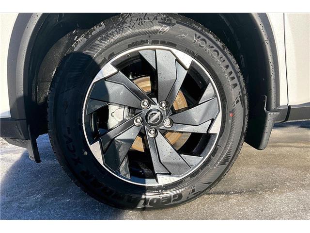 2025 Nissan Rogue SV Moonroof (Stk: 25RG5760) in Cranbrook - Image 11 of 12