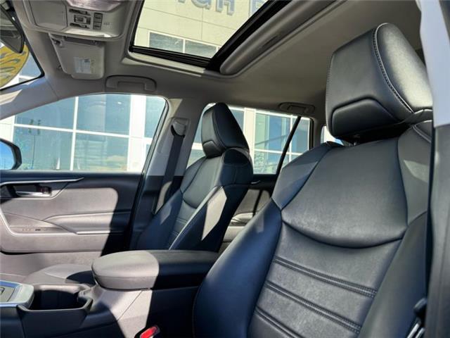 2022 Toyota RAV4 XLE (Stk: HU3699) in Claresholm - Image 12 of 15
