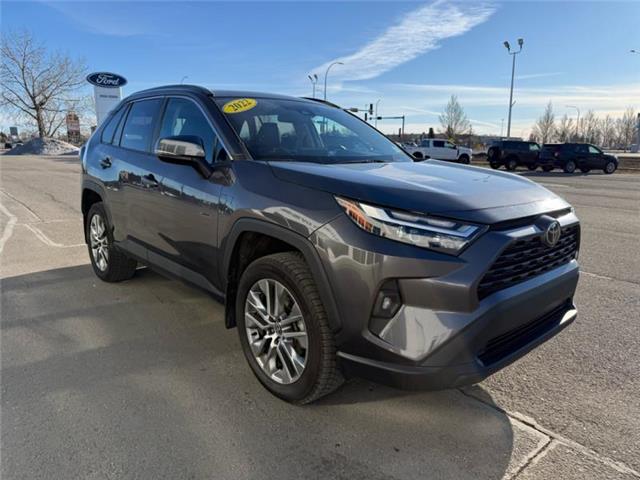 2022 Toyota RAV4 XLE (Stk: HU3699) in High River - Image 2 of 15