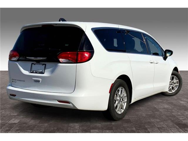 2024 Chrysler Grand Caravan SXT (Stk: 24A5085A) in Sherwood Park - Image 10 of 30