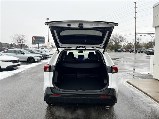 2025 Toyota RAV4 Hybrid XLE (Stk: 260231A) in Ottawa - Image 7 of 26