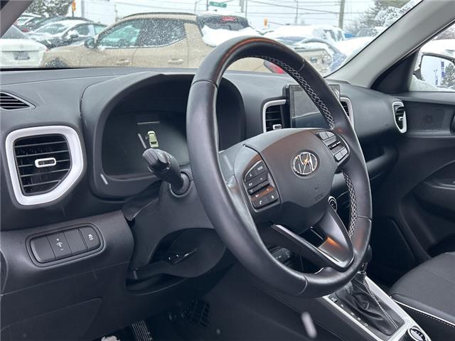 2025 Hyundai Venue Ultimate w/Black Interior (IVT) (Stk: 261192) in Aurora - Image 7 of 17