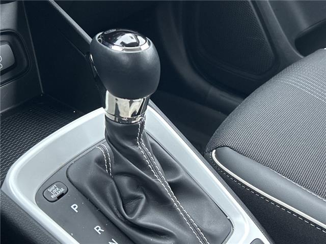 2025 Hyundai Venue Ultimate w/Black Interior (IVT) (Stk: 261192) in Aurora - Image 13 of 17