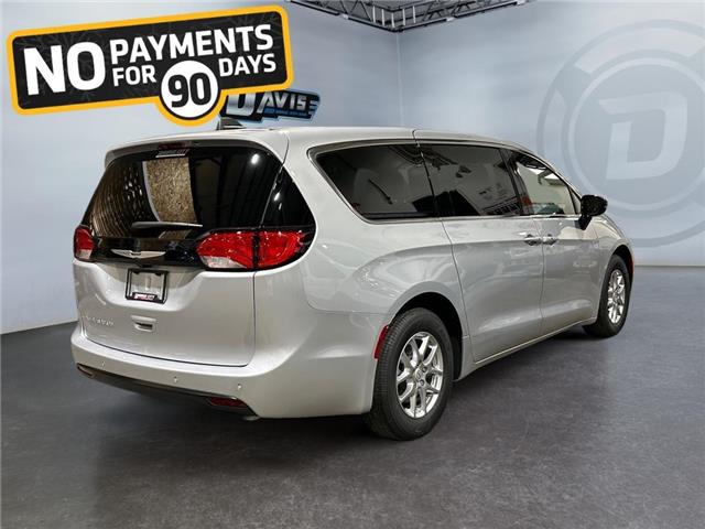 2026 Chrysler Grand Caravan SXT (Stk: 40699) in Lethbridge - Image 5 of 15