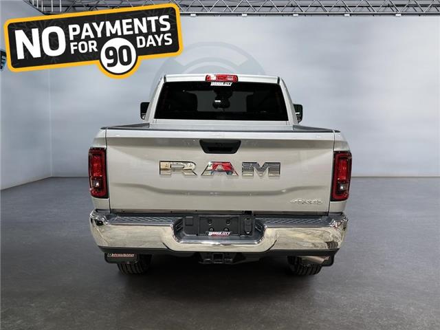 2026 RAM 3500 Tradesman (Stk: 40663) in Lethbridge - Image 4 of 15
