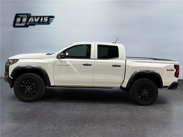 2025 Chevrolet Colorado Trail Boss (Stk: 40562) in Lethbridge - Image 2 of 15