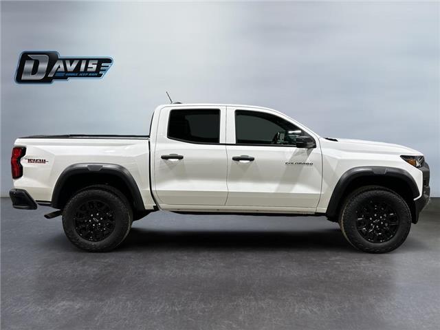 2025 Chevrolet Colorado Trail Boss (Stk: 40562) in Lethbridge - Image 6 of 15