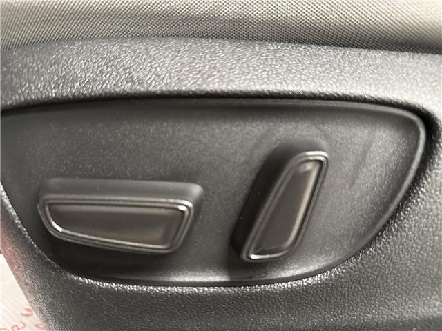 2022 Toyota Sienna LE 8-Passenger (Stk: 11105630A) in Markham - Image 16 of 31