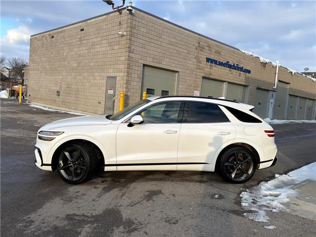 2026 Genesis GV70 3.5T Sport Quilting (Stk: 127435) in London - Image 2 of 8