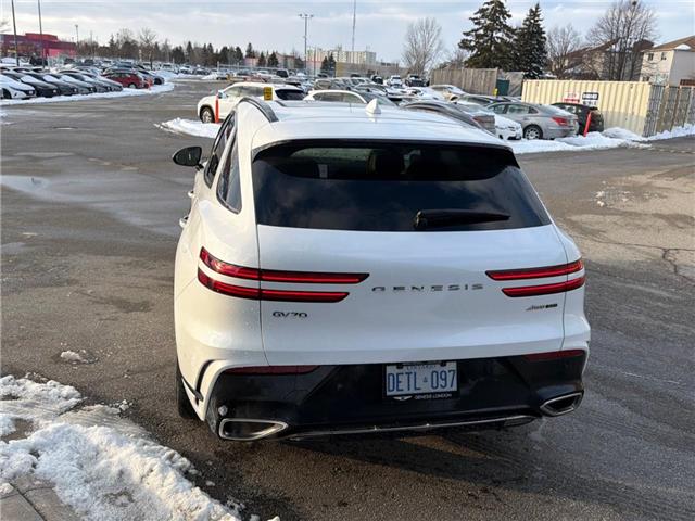 2026 Genesis GV70 3.5T Sport Quilting (Stk: 127435) in London - Image 3 of 8