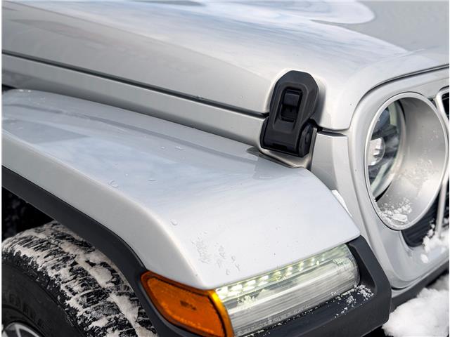 2024 Jeep Wrangler Sahara (Stk: P2268) in BELLEVILLE - Image 6 of 21