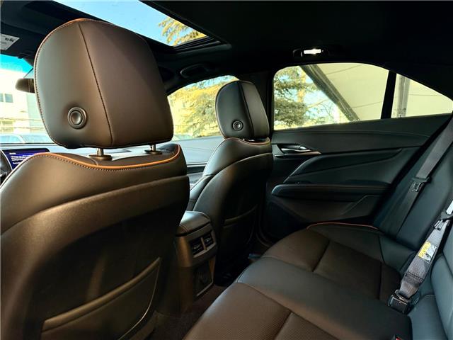 2020 Cadillac CT4 V-Series (Stk: 260254A) in Calgary - Image 15 of 16