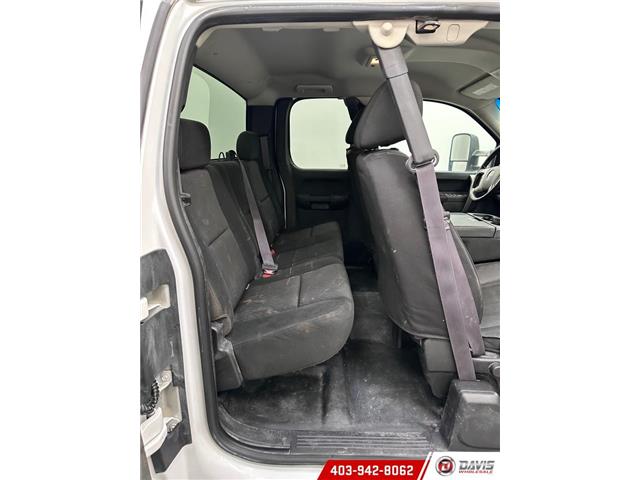 2011 GMC Sierra 2500HD SLE (Stk: 21116) in Lethbridge - Image 10 of 19 2011 GMC Sierra 2500HD SLE (Stk: 21116) in Lethbridge - Image 10 of 19