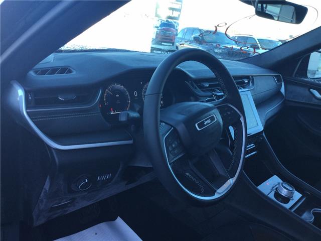 2025 Jeep Grand Cherokee Laredo (Stk: FF076) in Swan River - Image 8 of 23