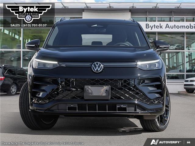 2026 Volkswagen Tiguan Comfortline R-Line Black Edition (Stk: N15359) in Ottawa - Image 2 of 24