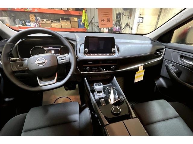 2026 Nissan Rogue S (Stk: 26RG1290) in Cranbrook - Image 5 of 13