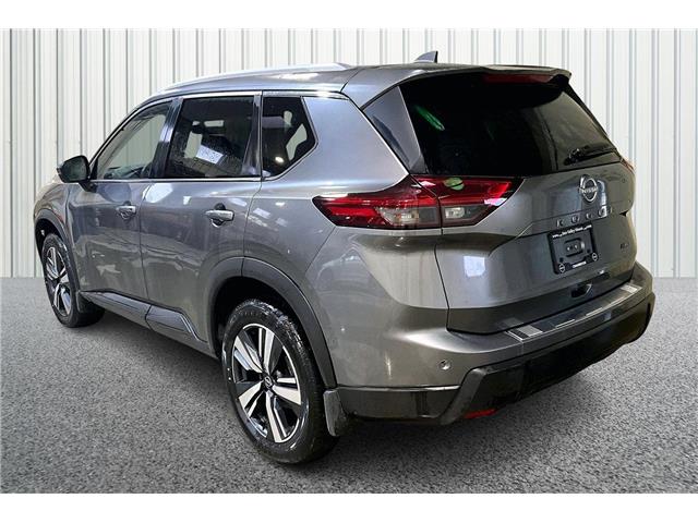 2025 Nissan Rogue SV Moonroof (Stk: 25RG7020) in Cranbrook - Image 3 of 12