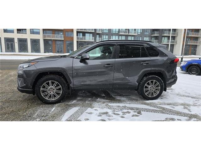 2021 Toyota RAV4 LE (Stk: PM4495AM) in Ottawa - Image 3 of 24