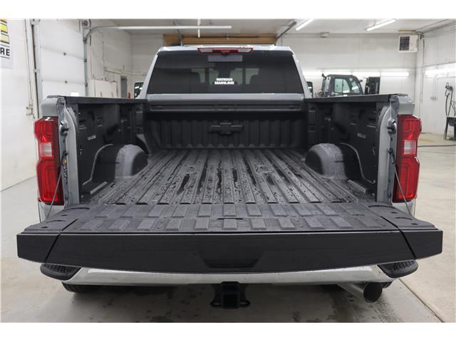 2026 Chevrolet Silverado 3500HD LTZ (Stk: T3340) in Watrous - Image 8 of 45