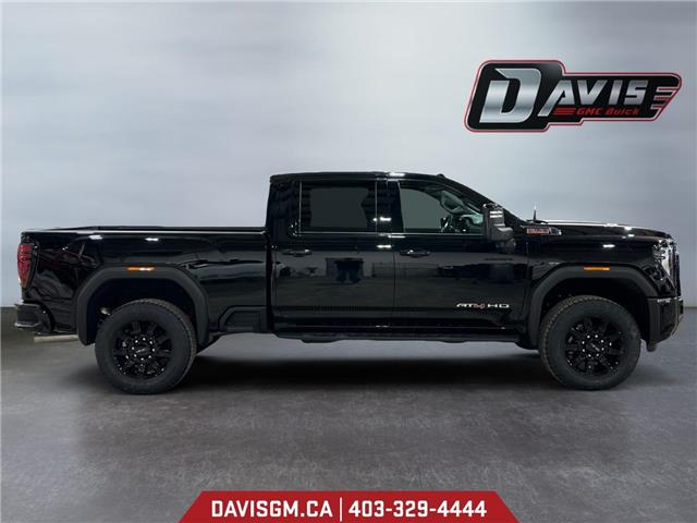 2026 GMC Sierra 2500HD AT4 (Stk: 302536) in Lethbridge - Image 6 of 15