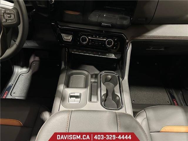 2026 GMC Sierra 2500HD AT4 (Stk: 302536) in Lethbridge - Image 11 of 15