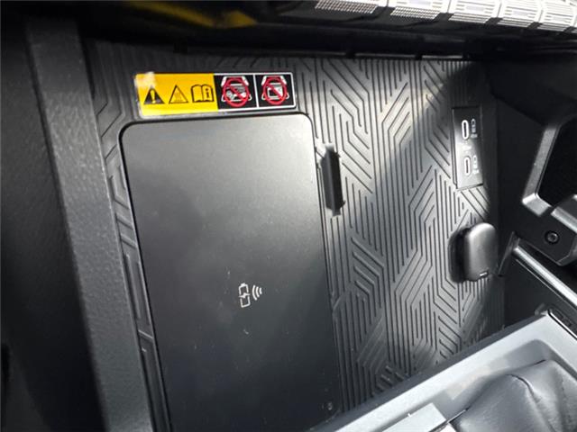 2026 Toyota Tacoma Hybrid Base (Stk: T056126) in Cranbrook - Image 15 of 21