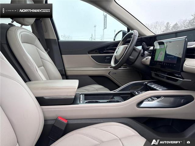 2025 Lincoln Nautilus Premiere (Stk: 5LA6449) in Brantford - Image 17 of 20