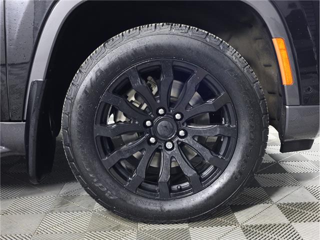 2022 Jeep Wagoneer Series II (Stk: 25J226A) in Calgary - Image 4 of 24