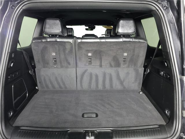 2022 Jeep Wagoneer Series II (Stk: 25J226A) in Calgary - Image 10 of 24