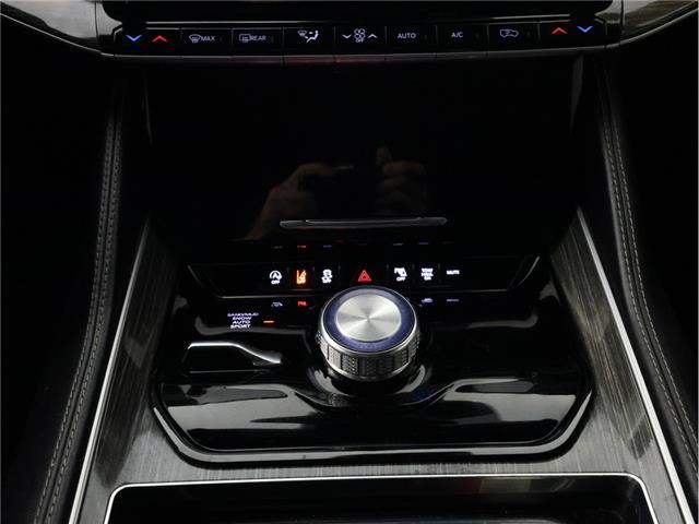 2022 Jeep Wagoneer Series II (Stk: 25J226A) in Calgary - Image 15 of 24