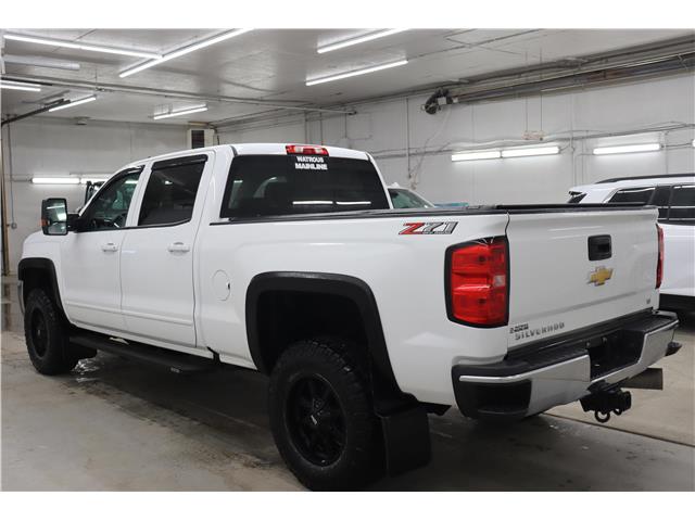2019 Chevrolet Silverado 2500HD LT (Stk: T3343A) in Watrous - Image 4 of 37