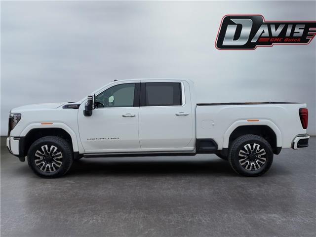 2025 GMC Sierra 2500HD Denali Ultimate (Stk: 351424) in Medicine Hat - Image 2 of 15