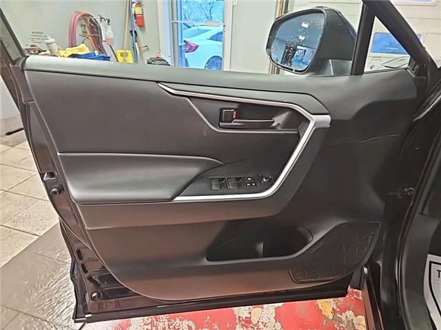 2021 Toyota RAV4 LE (Stk: 207780) in Lower Sackville - Image 4 of 12