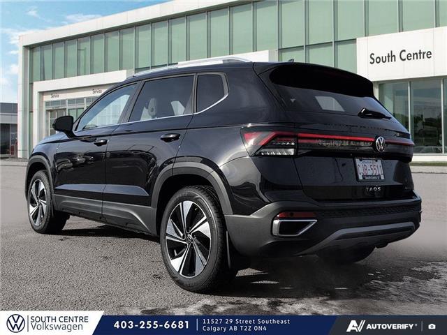 2025 Volkswagen Taos Comfortline (Stk: SU7706) in Calgary - Image 4 of 23