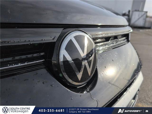 2025 Volkswagen Taos Comfortline (Stk: SU7706) in Calgary - Image 7 of 23