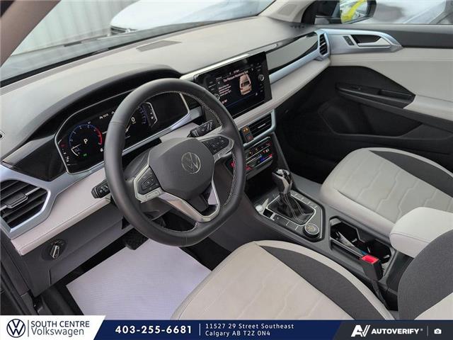 2025 Volkswagen Taos Comfortline (Stk: SU7706) in Calgary - Image 11 of 23