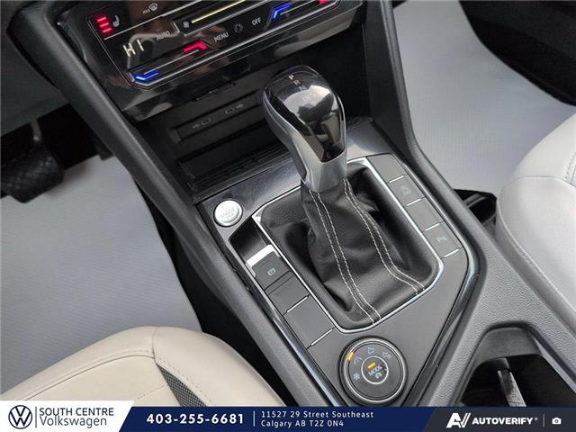 2025 Volkswagen Taos Comfortline (Stk: SU7706) in Calgary - Image 18 of 23