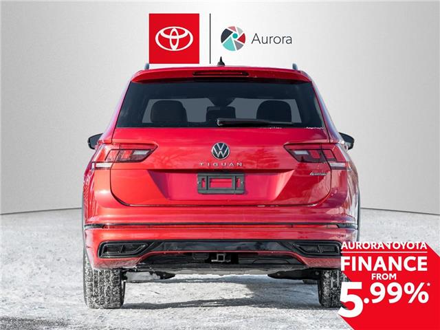 2024 Volkswagen Tiguan Comfortline R-Line Black Edition (Stk: 8420) in Aurora - Image 7 of 25