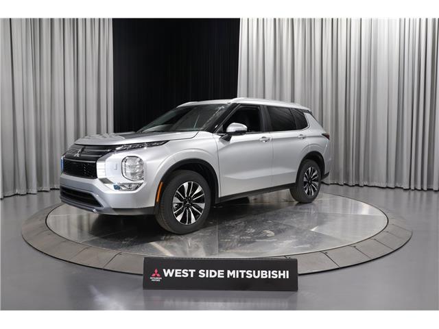 2026 Mitsubishi Outlander LE (Stk: T26219) in Edmonton - Image 3 of 31