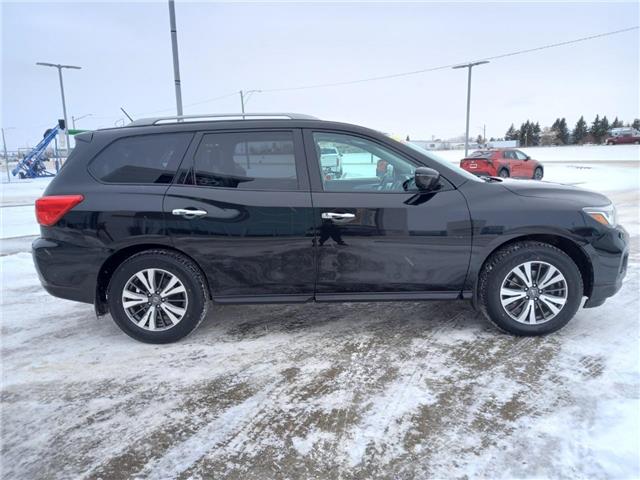 2017 Nissan Pathfinder SL (Stk: 8213) in Moose Jaw - Image 4 of 24