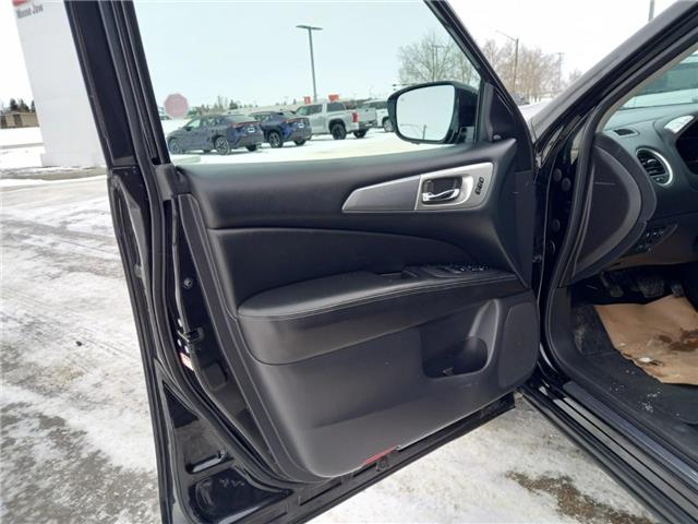 2017 Nissan Pathfinder SL (Stk: 8213) in Moose Jaw - Image 10 of 24