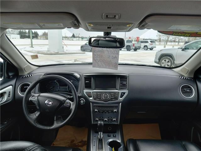 2017 Nissan Pathfinder SL (Stk: 8213) in Moose Jaw - Image 14 of 24