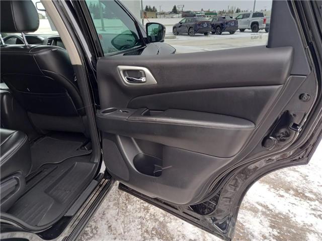 2017 Nissan Pathfinder SL (Stk: 8213) in Moose Jaw - Image 23 of 24